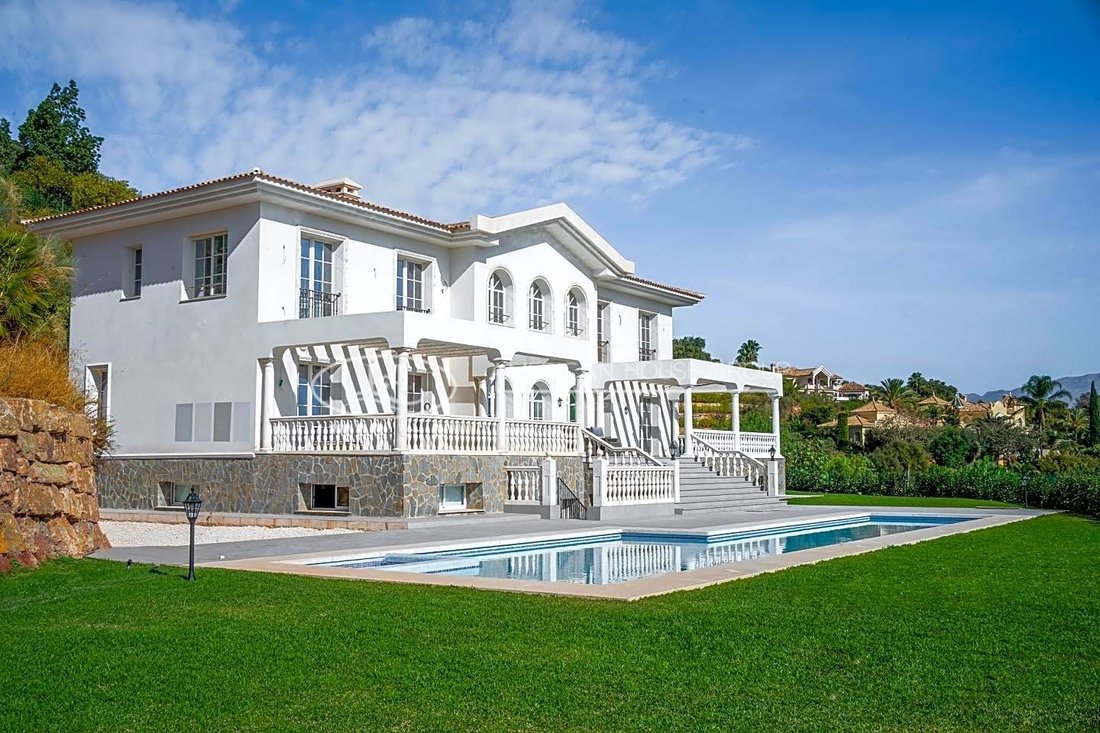 Villa in Benahavis, Andalusia, Spain 2 - 12756890