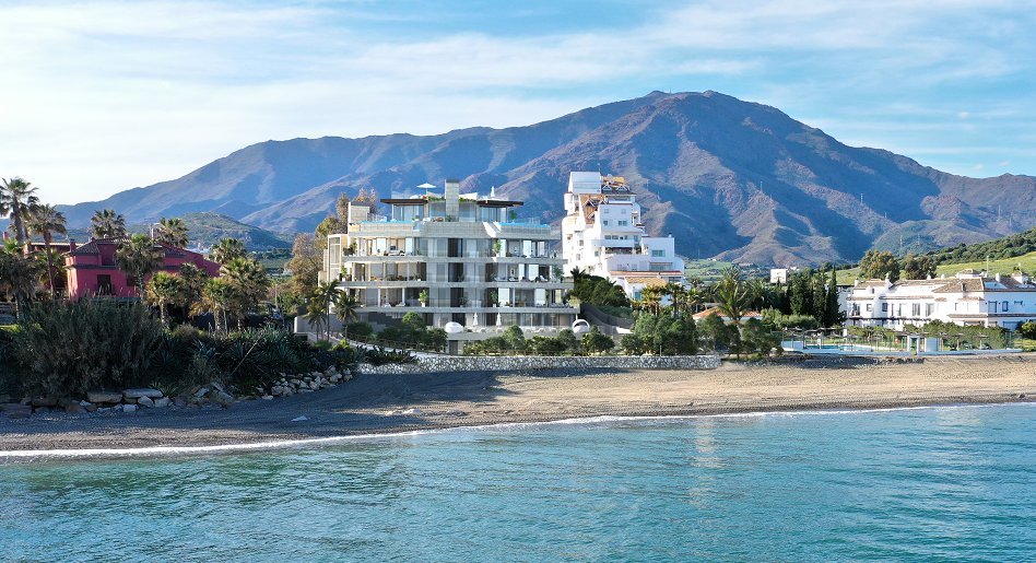 Duplex With Frontal Sea View And Privat Pool On The 1st Line In Málaga