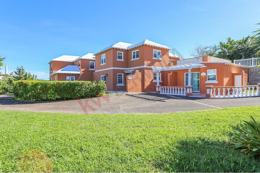 Residential Bermuda In Southampton, Southampton Parish, Bermuda For