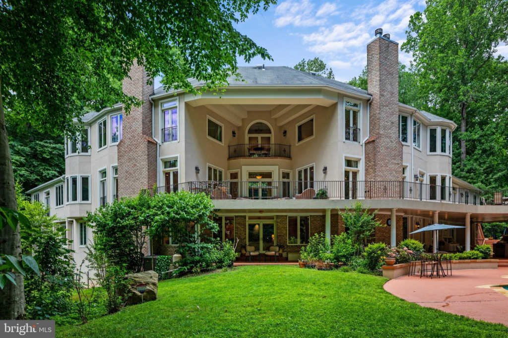 Single Family Detached Mclean In Mc Lean, Virginia, United States For