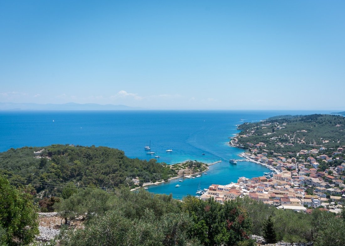 Villa in Paxi, Peloponnese, Western Greece and the Ionian, Greece 4 - 12758833
