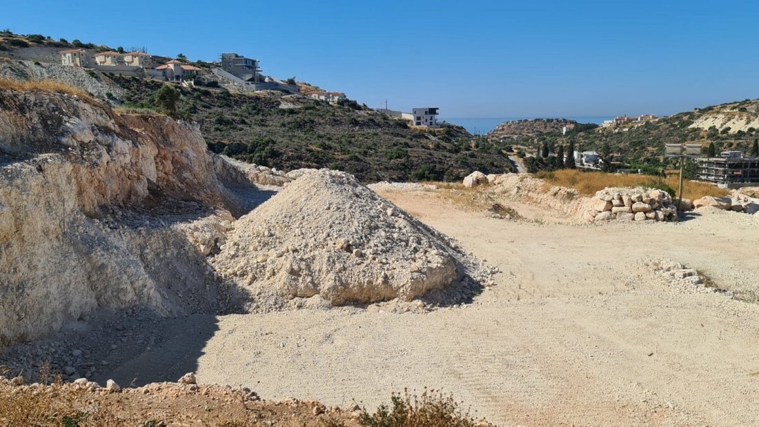 Land in Agios Tychon, Limassol, Cyprus 2 - 12758842