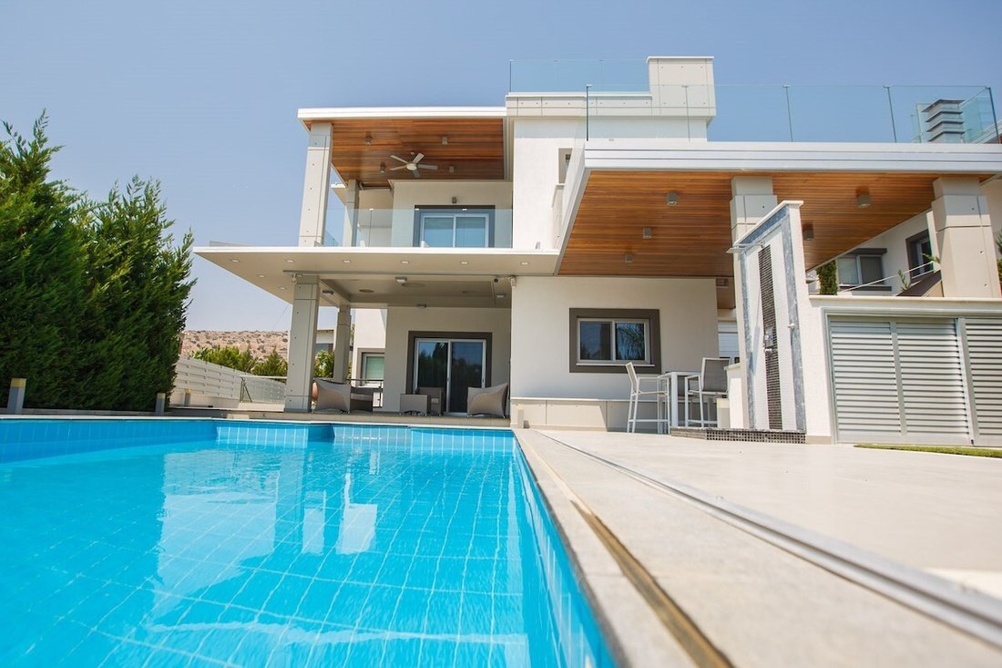 Villa in Agios Tychon, Limassol, Cyprus 2 - 12758843