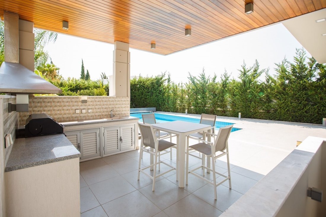 Villa in Agios Tychon, Limassol, Cyprus 3 - 12758843