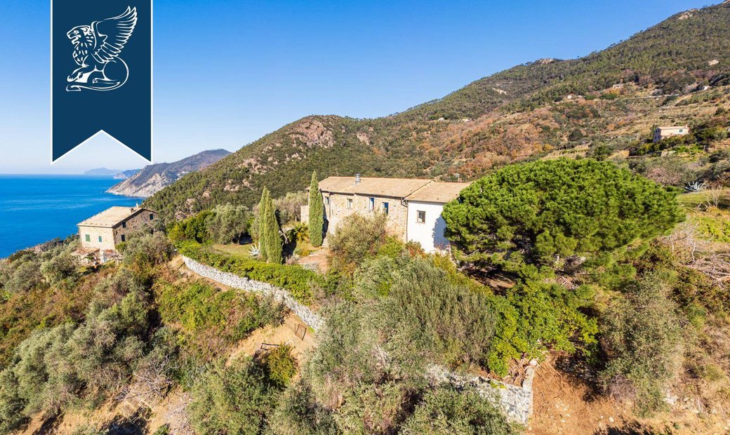 19th Century Farmhouse By The Ligurian Sea In Liguria, Italy For Sale