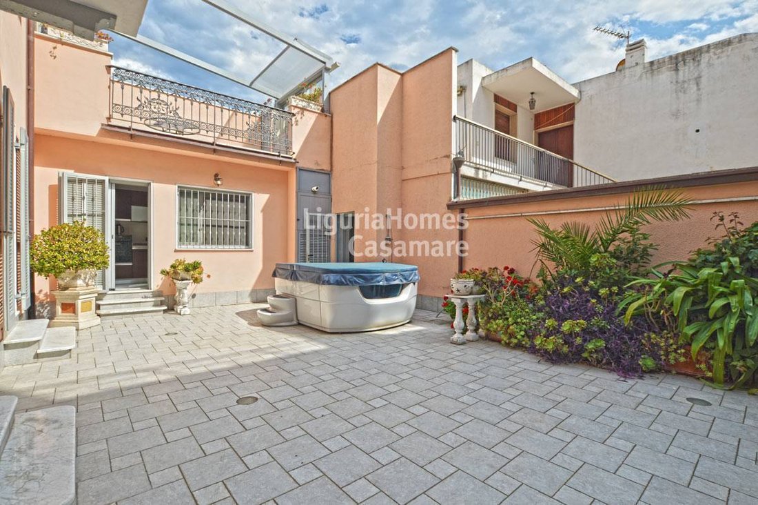 Apartment in Bordighera, Liguria, Italy 1 - 12762296