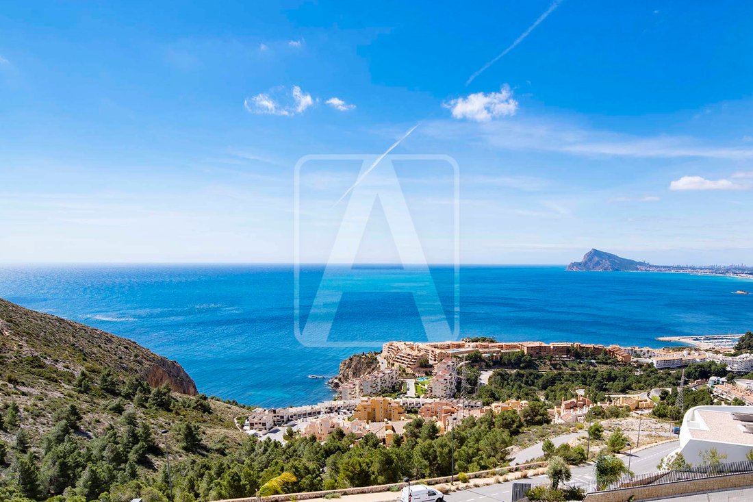 Villa in Zona de Mascarat, Valencian Community, Spain 2 - 11765210