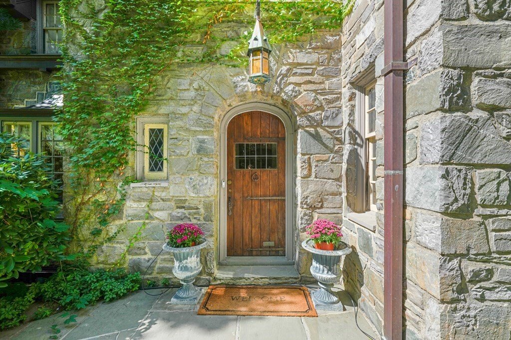 House Wellesley In Wellesley, Massachusetts, United States For Sale