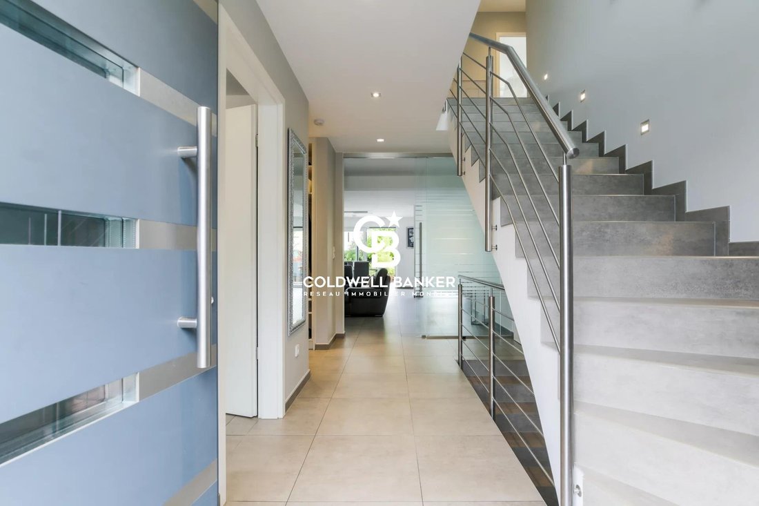 Recent 5 Bedroom House In Capellen In Mamer, Capellen, Luxembourg For