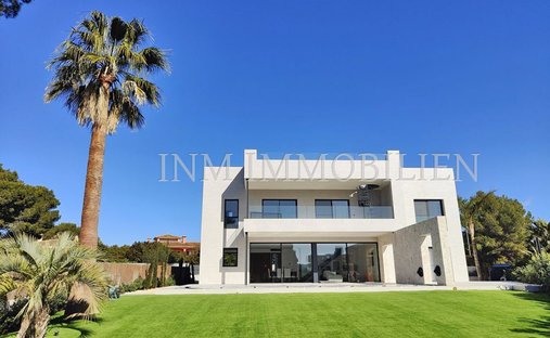 Villa in Llucmajor, Balearic Islands, Spain 1