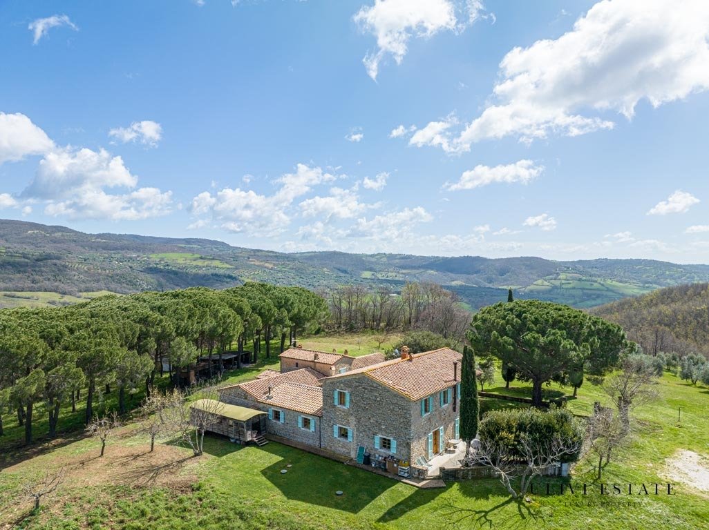 Estate in Semproniano, Tuscany, Italy 2 - 12764380