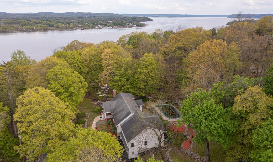 155 Mott Farm Road, Tomkins Cove, Ny, In Tomkins Cove, New York, United