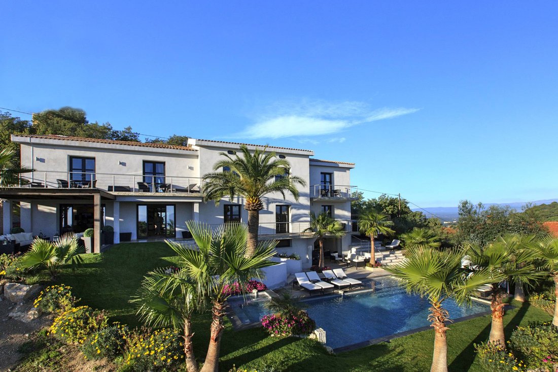 Elegant Modern Villa Of 400 M² In In Cannes, Provence Alpes Côte D'azur