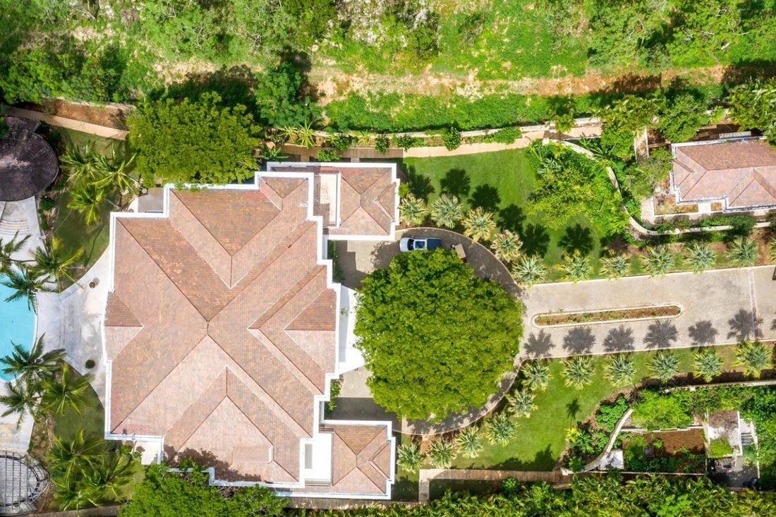 Luxury 5 Bedroom Villa In La Romana, La Altagracia Province, Dominican Republic For Sale (12769046)