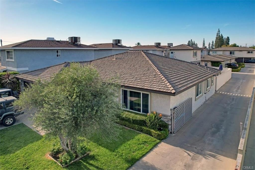 15 Bedrooms Multi Family Home In Bellflower, California, United States For Sale (12769186)