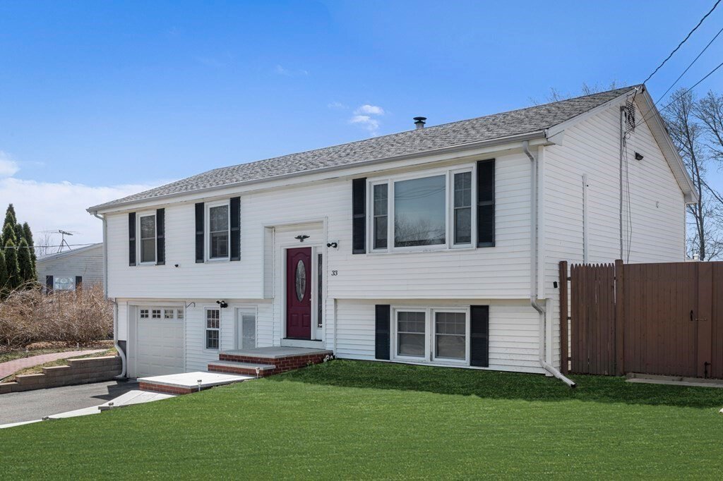 House in Danvers, Massachusetts, United States 4 - 12764603