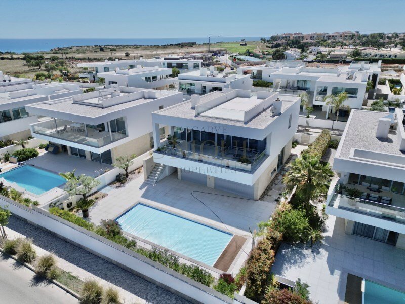 Luxury 3 Bedroom Sea Front Villa In Lagos. In Lagos, Algarve, Portugal ...