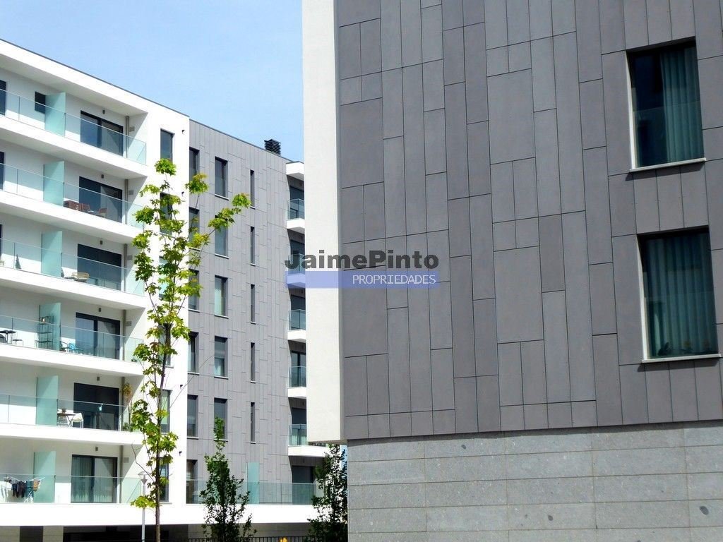Apartment in Cedofeita, Santo Ildefonso, Se, Miragaia, Sao Nicolau e Vitoria, Porto District, Portugal 1 - 12771316