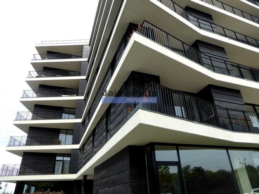 Apartment in Cedofeita, Santo Ildefonso, Se, Miragaia, Sao Nicolau e Vitoria, Porto District, Portugal 2 - 12771316