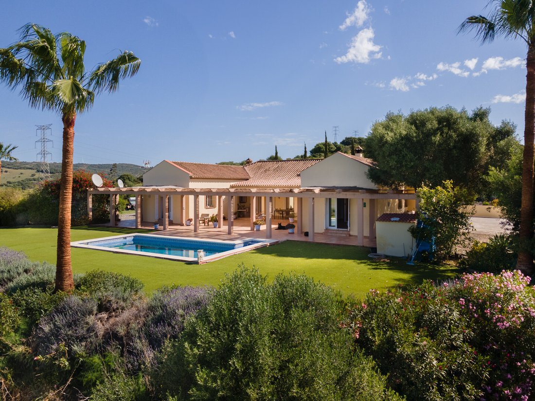 Finca in San Martin del Tesorillo, Andalusia, Spain 2 - 12772140
