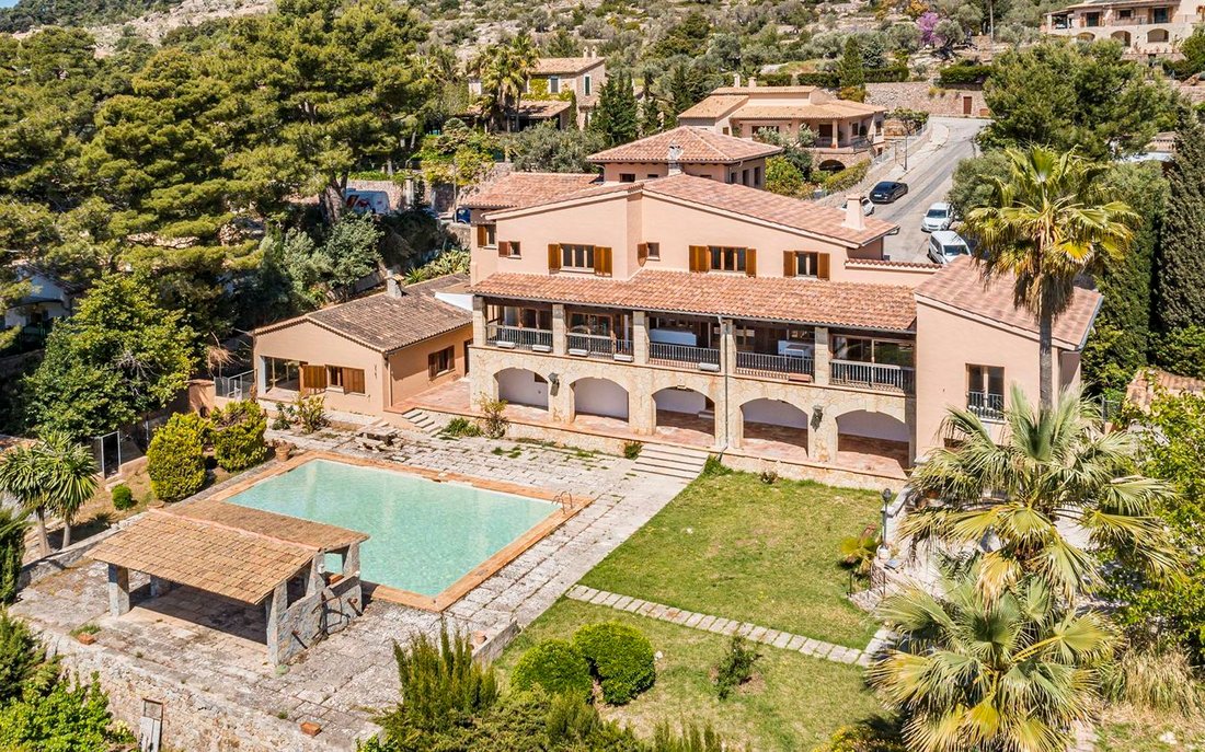 Valldemossa House In Valldemossa, Balearic Islands, Spain For Sale