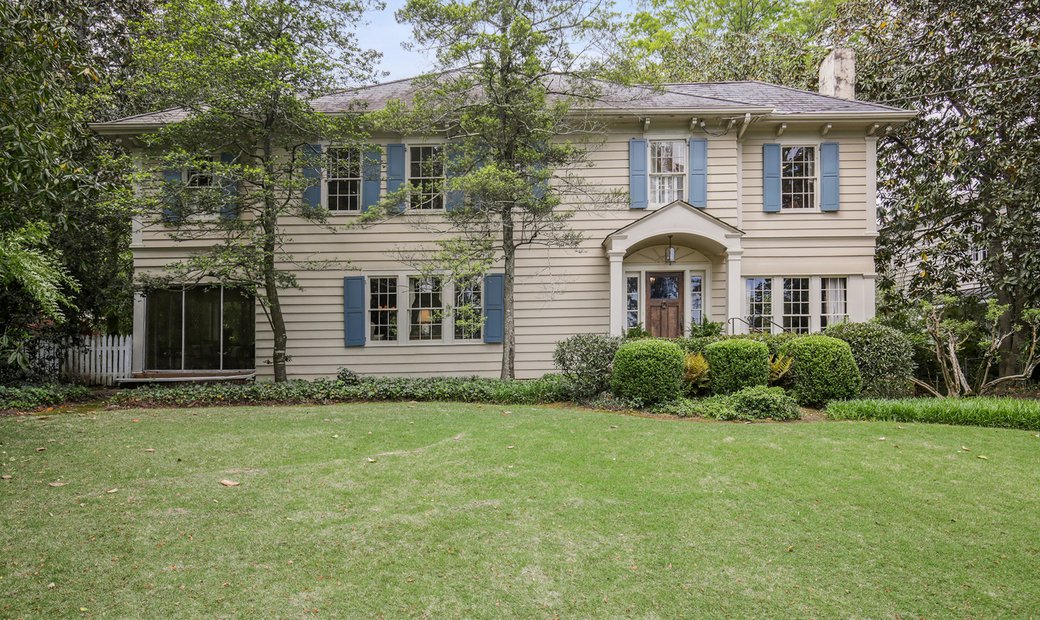 Beautiful Home In Historic Brookhaven In Brookhaven, United