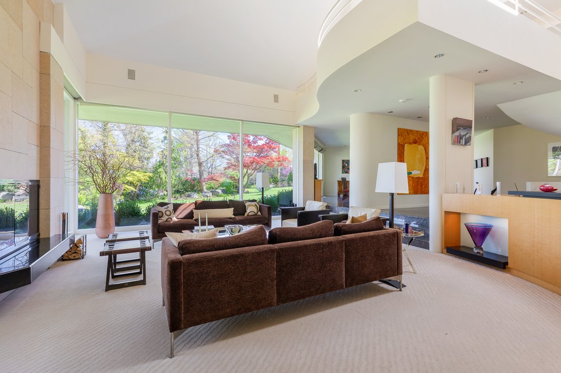 49 Pond Road, Great Neck, Ny, 11024 In Kings Point, New York, United