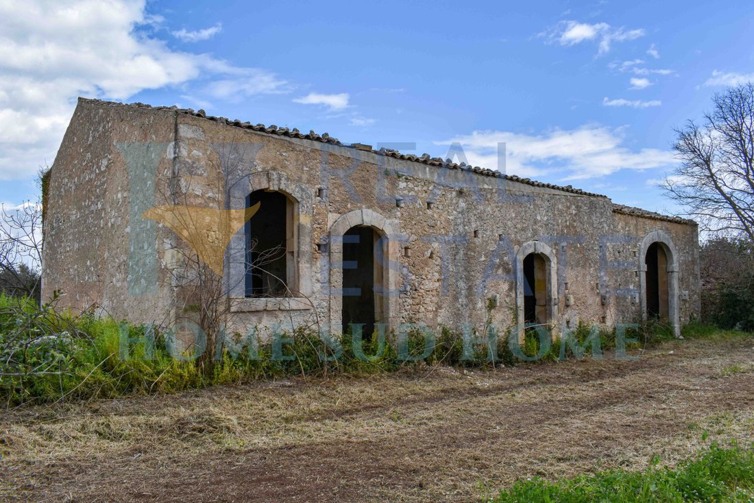 Villa in Center, Noto, Sicily 2 - 12775772