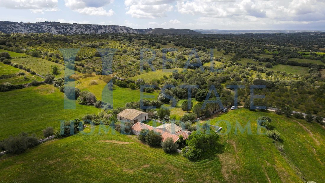 Villa in Center, Noto, Sicily 1 - 12775772
