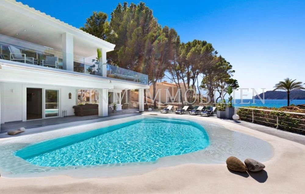 Villa in Rotes Velles, Calvia, Balearic Islands 1 - 12774067