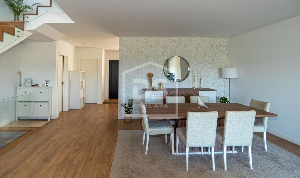 Modern Villa In Penafiel In Porto, Porto District, Portugal For Sale