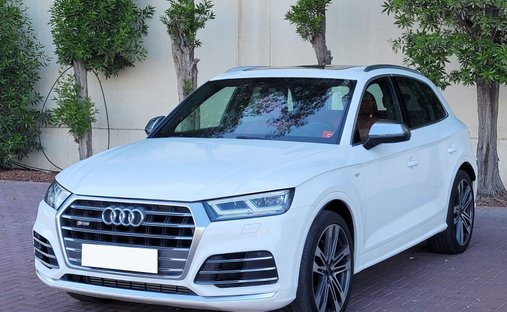2018 Audi Q5 4x4 in Dubai, United Arab Emirates 1