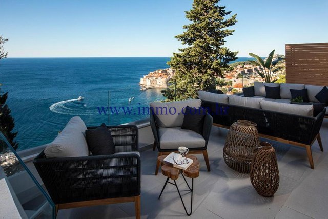 Villa in Dubrovnik, Dubrovnik-Neretva County, Croatia 1 - 12777891