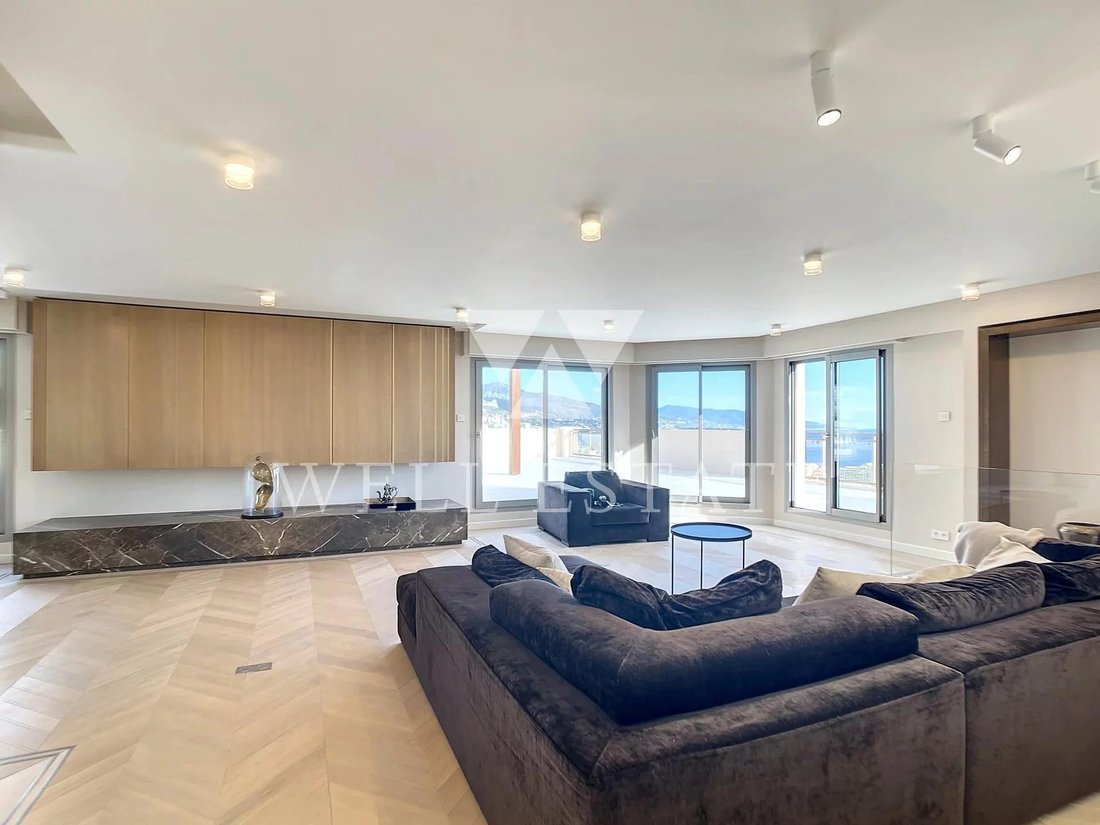 Cap D'ail Penthouse 210 M2 And In Cap D'ail, Provence Alpes Côte D'azur