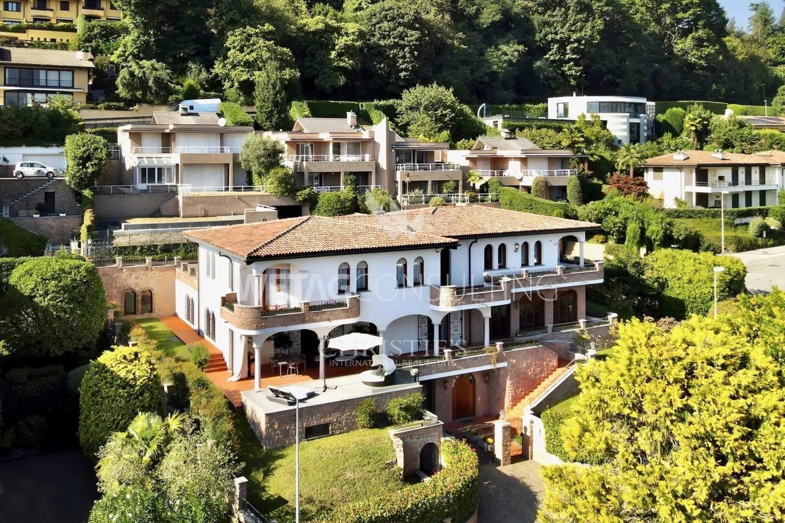 House in Lugano, Ticino, Switzerland 1 - 11647566