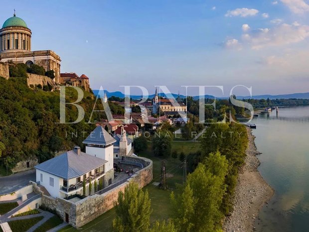Luxury houses with balcony for sale in Esztergom, KomáromEsztergom