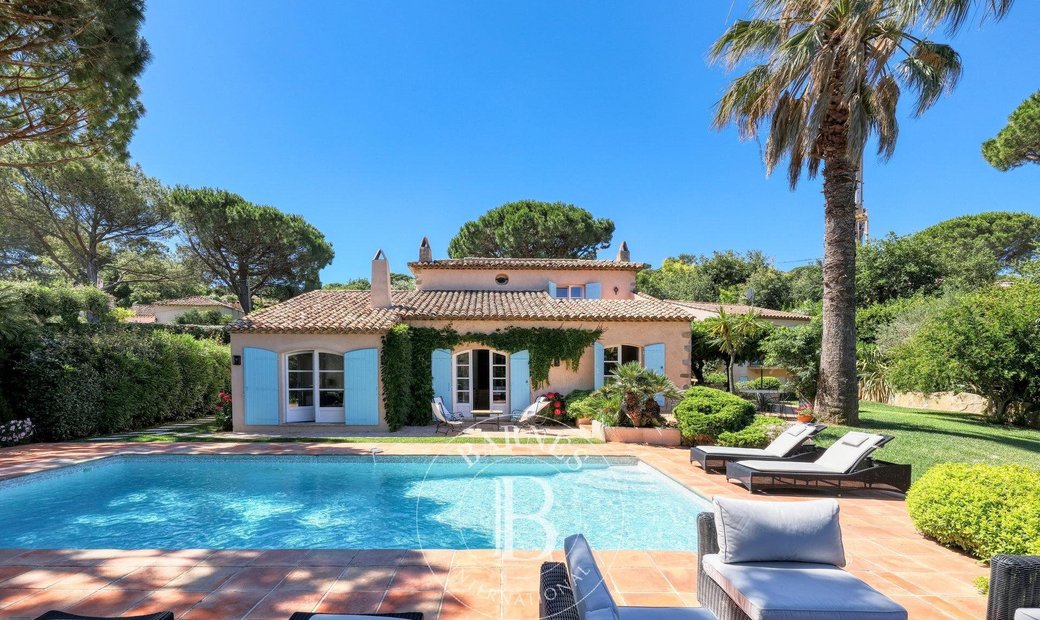 Saint Tropez Aera Gassin In Saint Tropez, Provence Alpes Côte D'azur, France For Rent (10474663)