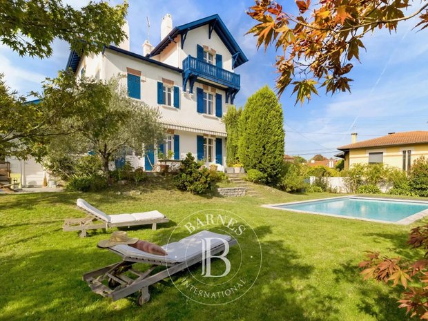 House in Bayonne, Nouvelle-Aquitaine, France 1