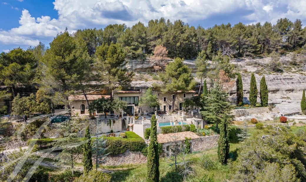 Goult House In Goult, Provence Alpes Côte D'azur, France For Sale