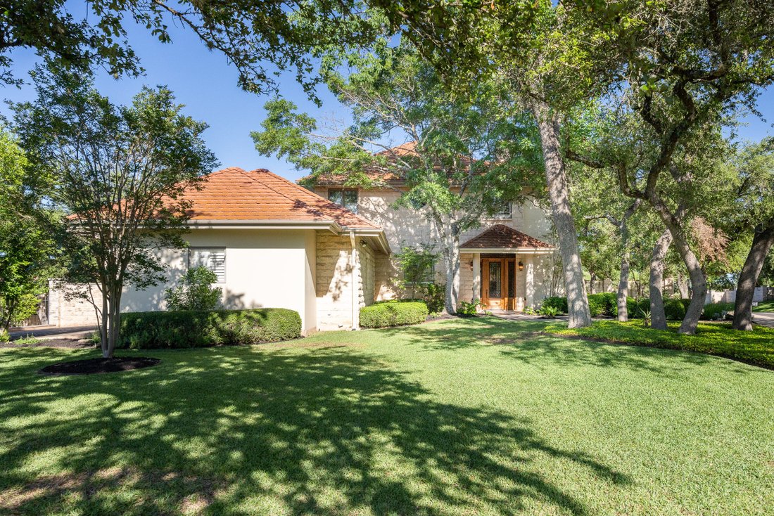 gorgeous-and-stately-home-surrounded-by-the-in-austin-texas-united