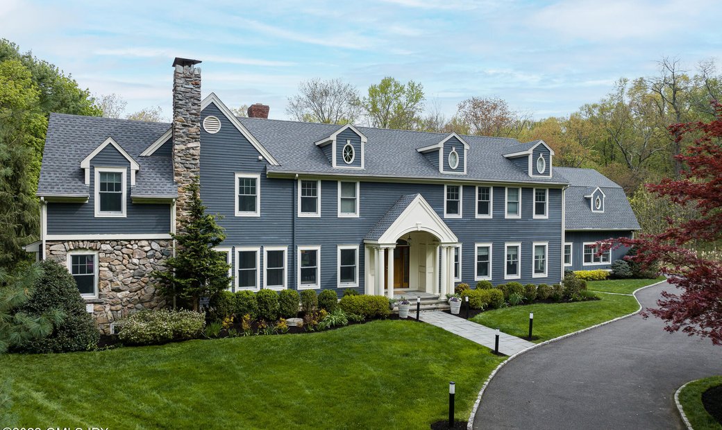 23 Hillcrest Park Road, Old Greenwich, In Greenwich, Connecticut