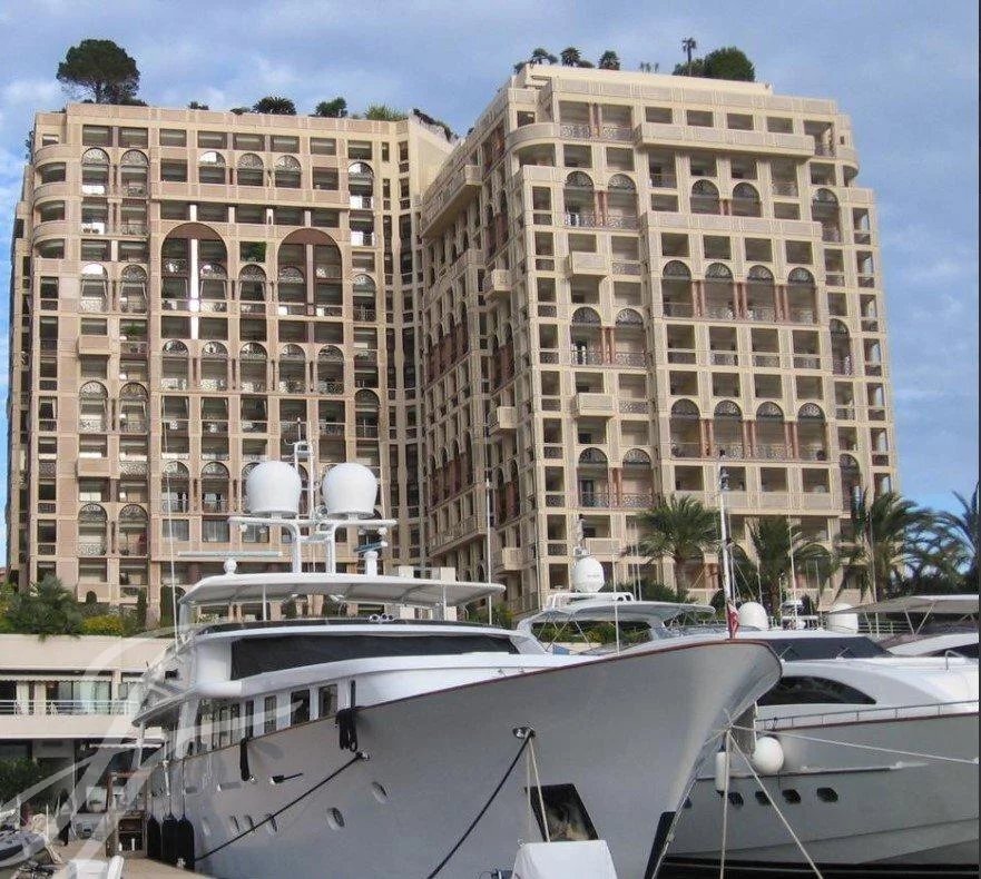 Seaside Plaza 677sqm In Monaco, Monaco For Sale (12769795)