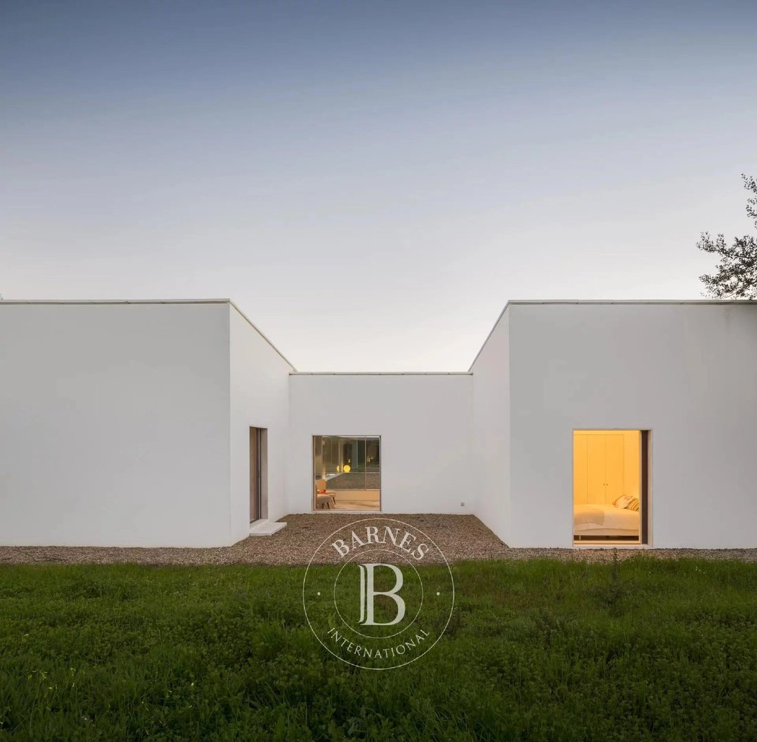 Patio House In Melides, Setubal, Portugal For Sale (12263116)