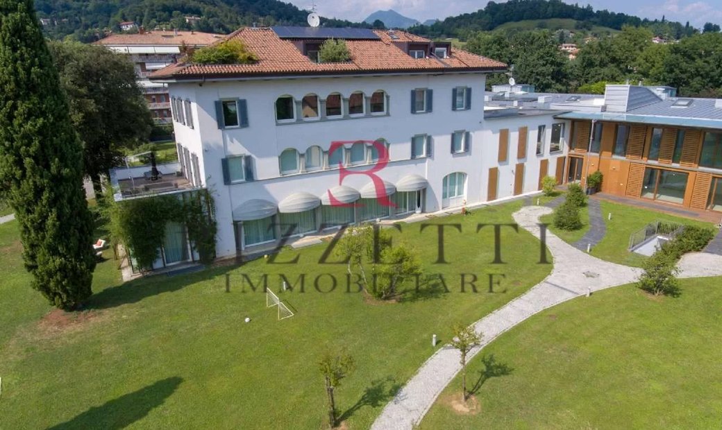 Bergamo Apartment In Bergamo, Lombardy, Italy For Sale (12052708)