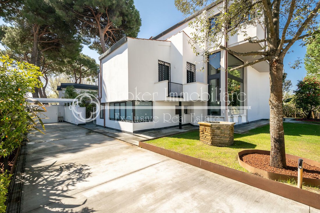 Villa en Camaiore, Toscana, Italia 5 - 12777446