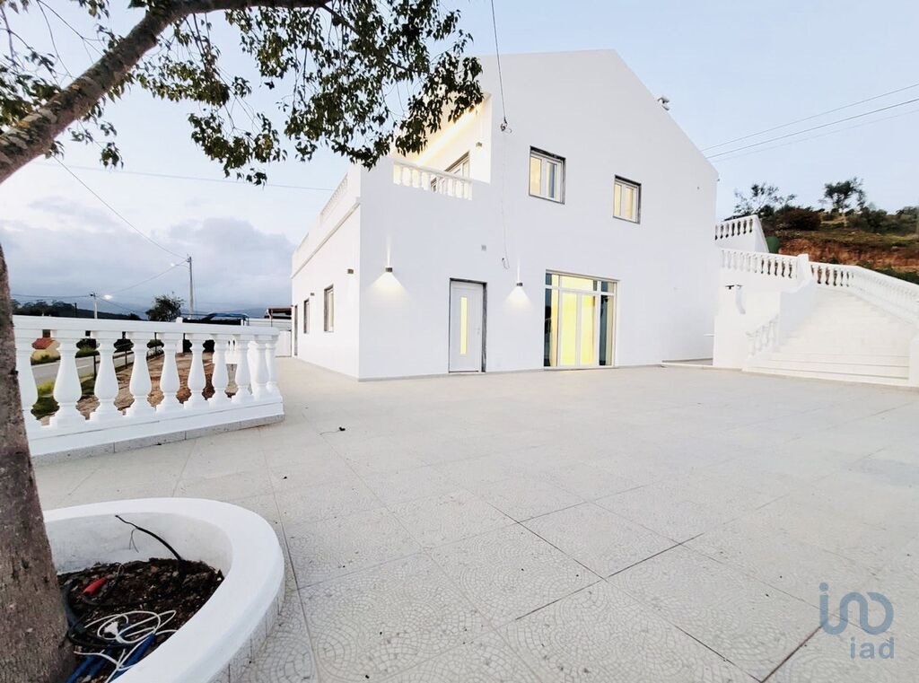 Portimão Town House In Portimão, Algarve, Portugal For Sale (12778261)