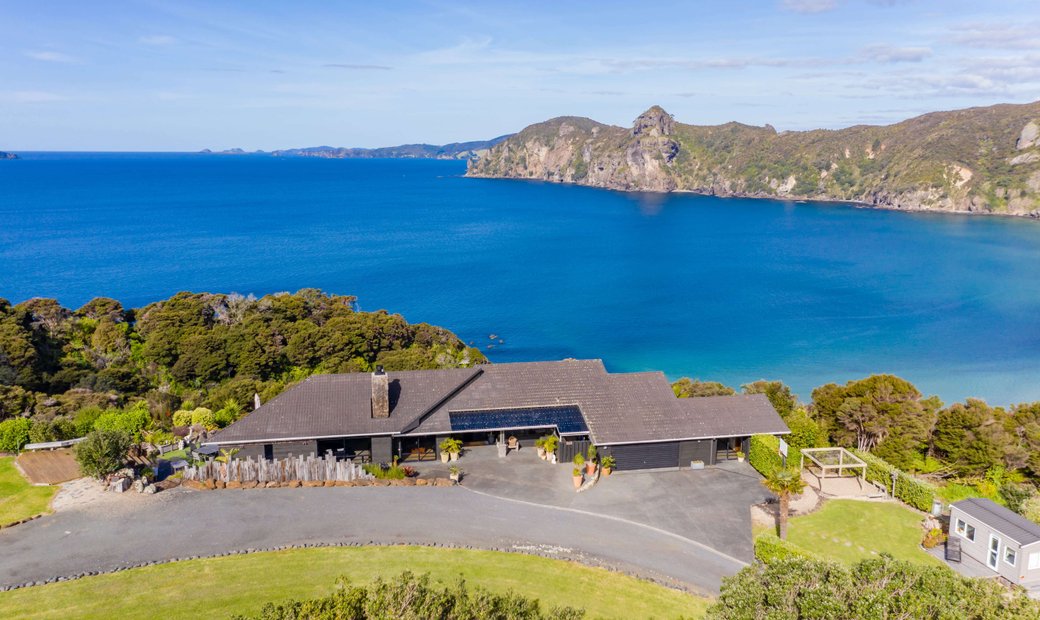 Taupo Bay Lodge In Mangōnui, Northland, New Zealand For Sale (12776834)
