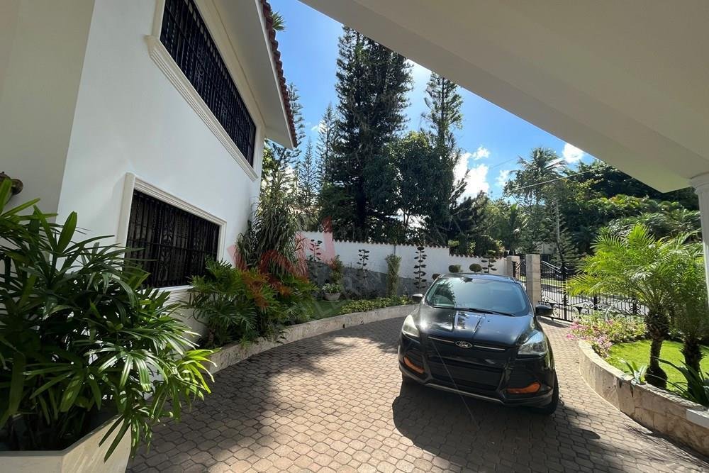 Residential Santo Domingo De In Santo Domingo De Guzmán, Dominican