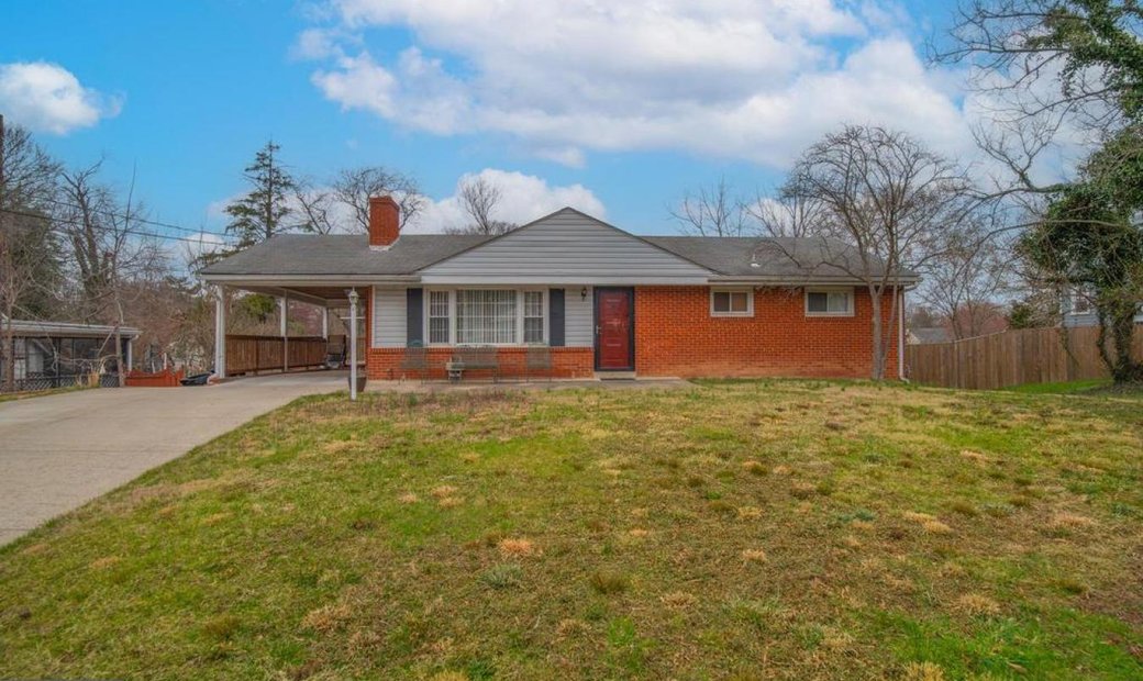 4504 Elmwood Road In Beltsville, Maryland, United States For Sale