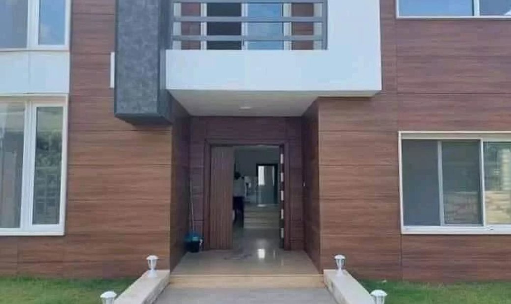 Villa For Sale In Lomé, Maritime Region, Togo For Sale (12621890)
